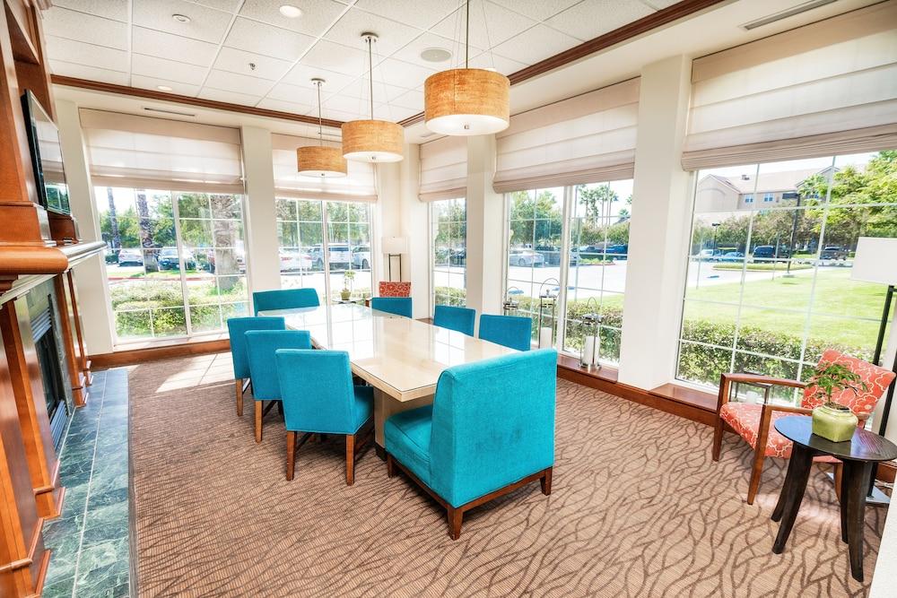 Hilton Garden Inn Ontario Rancho Cucamonga Εξωτερικό φωτογραφία